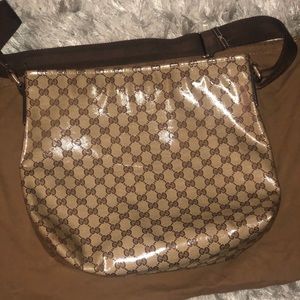 Gucci Crossbody bag.